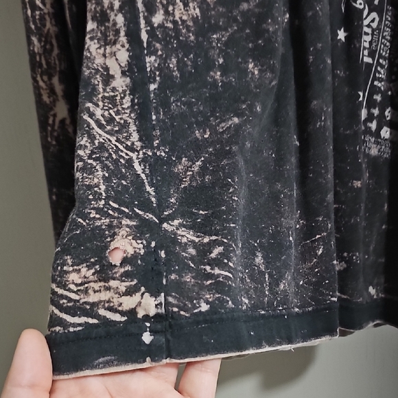 Affliction Black and Tan Graphic Tee - Picture 4 of 4